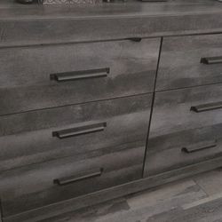 Queen Size Bedroom Set