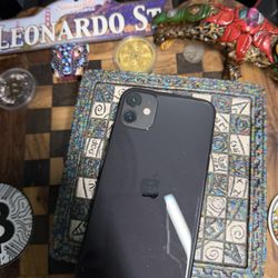 I P H O N E 11 64GB Black Unlocked