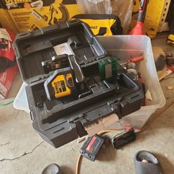 emorial Day
DEWALT
20V Green Cross Line Laser Level (Tool-Only)STORE PRICE $349