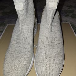 Women Tennis Shoes