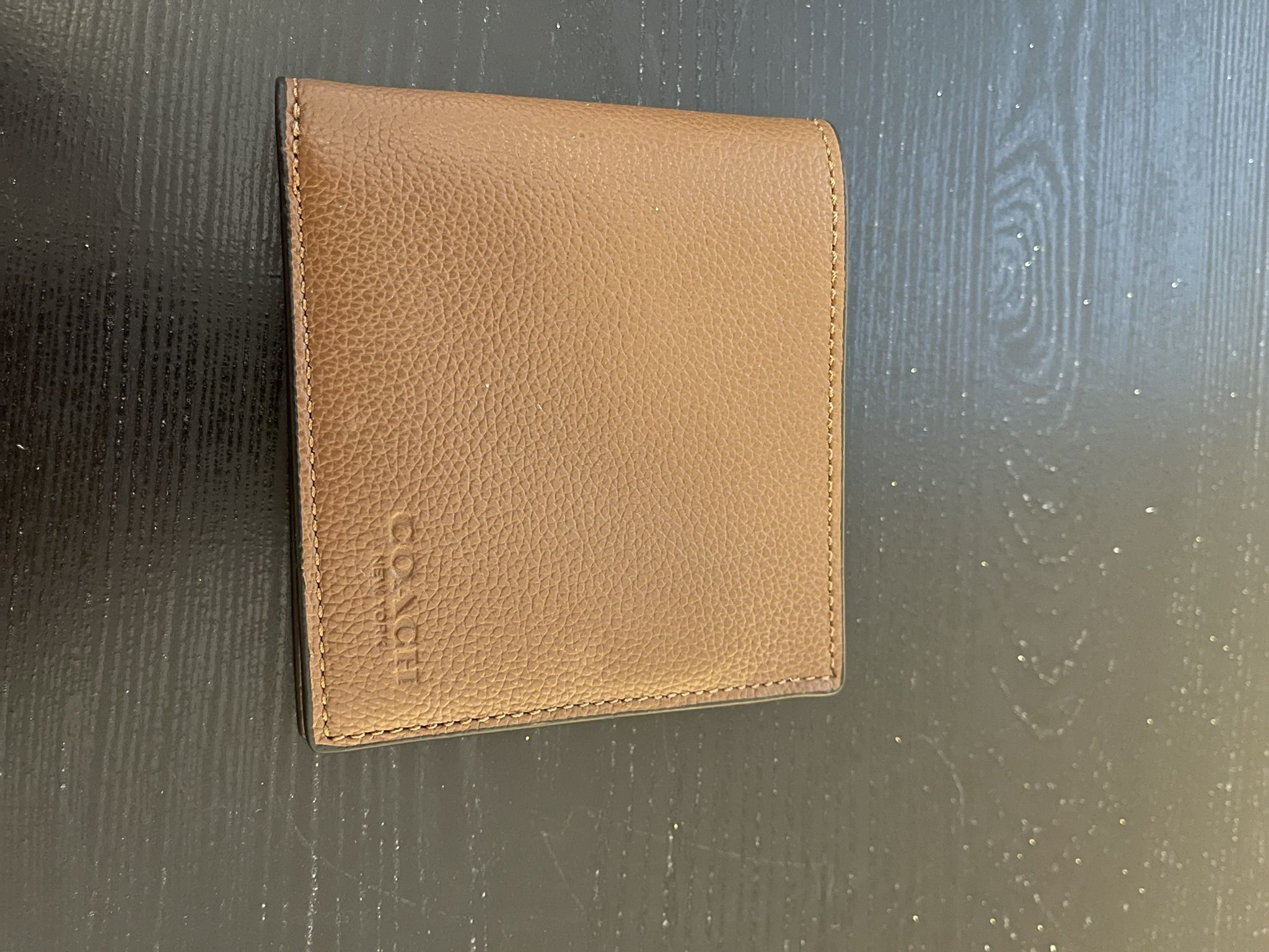 New Coach Wallet 