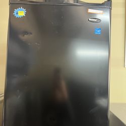Danby Mini Fridge 