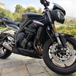 2019 Triumph Street triple RS