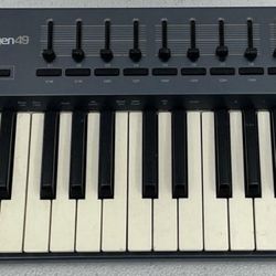 M Audio Oxygen 49 Midi Keyboard