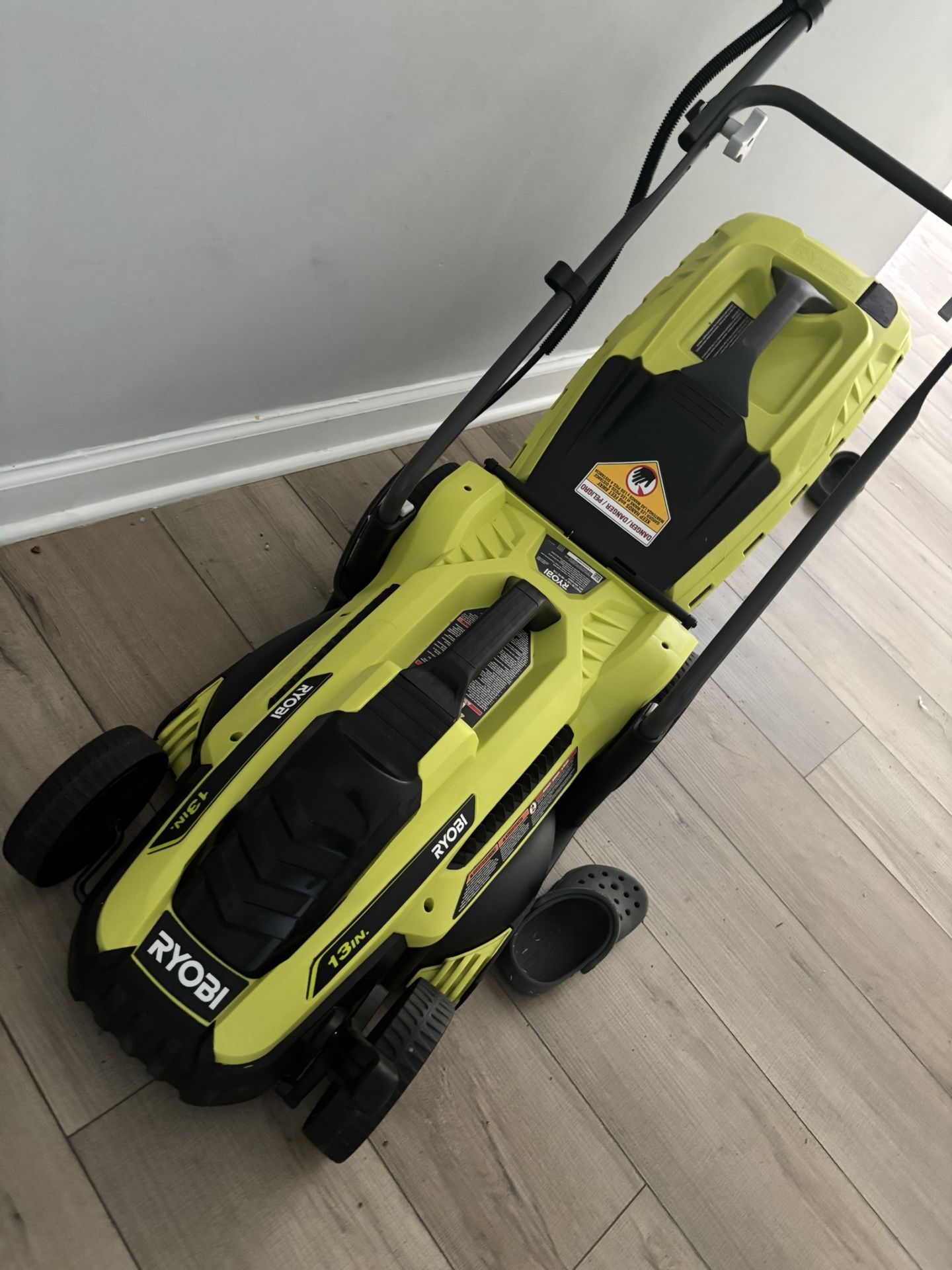 Ryobi Electric Lawn Mower + Leaf Blower (Plug-In) – Great Condition