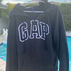 Gap Sweater 