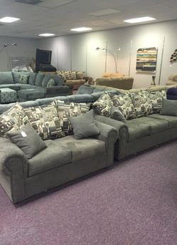 Sofa and loveseat set