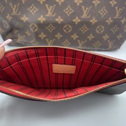 Louis Vuitton Neverfull Gm Bag With Clutch 