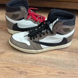 Travis Scott Jordan 1