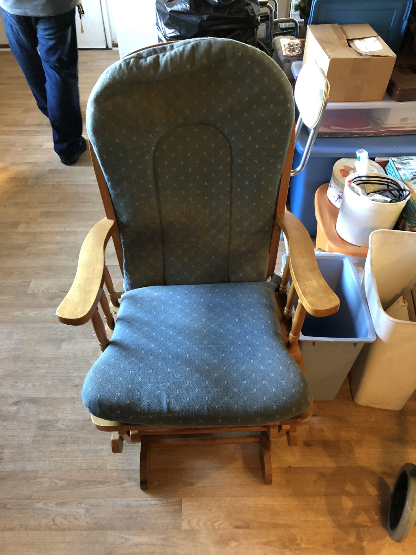 Rocking chair need gone ASAP