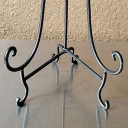 Large Wrought Iron Easel Picture Holder Plate Holder Stand  16" Tall Folds