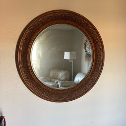 Wall mirror