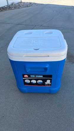 Igloo Ice Cube 48 Qt Cooler/ice chest