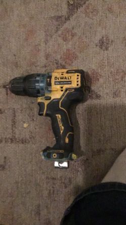 12 volt  desalt brushless hammer drill works perfect