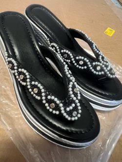 Women's summer shoes