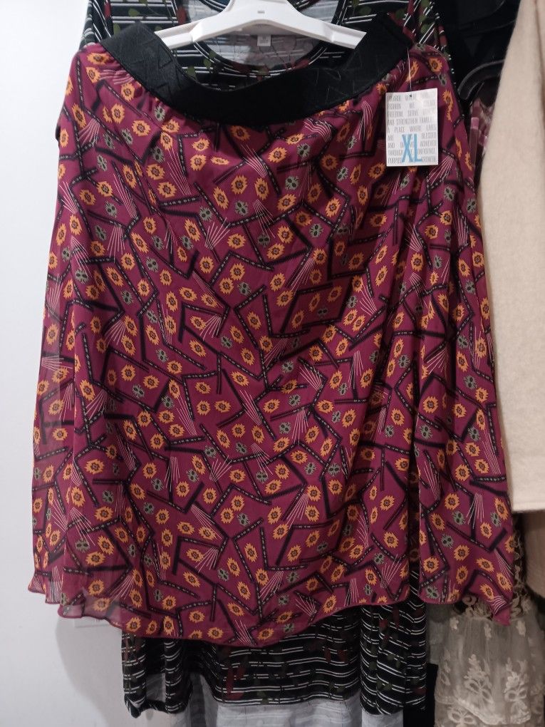 Womans Skirt Lularoe  X Large