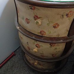 2 dark brown with embroidery and rollers