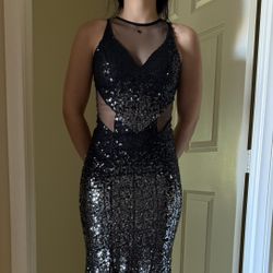 Black & Rose Gold Sequin Mermaid Gown – Open Back Evening Dress
