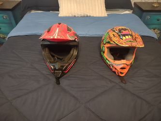 Set of 2 youth and adult motorcycle helmet