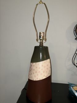 Table lamp