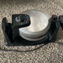 Bella Waffle Maker