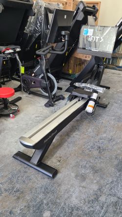 NordicTrack Rowing machine- RW900 rower - 900$