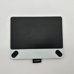 Wacom Intuos Draw CTL490 Digital Drawing Tablet - White - NO PEN