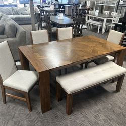 Light Brown Table Set W/ Upholstered Chairs 