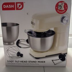 DASH 3.5 QT Tilt-Head Stand Mixer (12 Speeds)