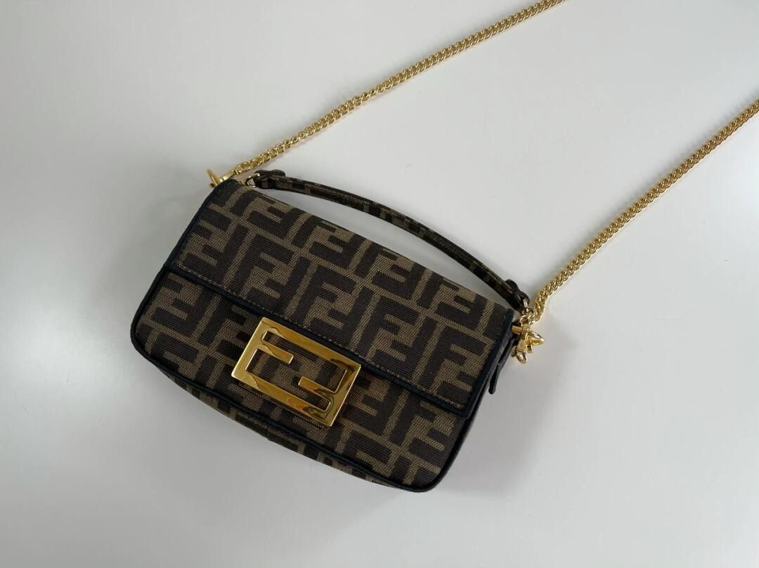 𝐅𝐞𝐧𝐝𝐢 Zucca 2Way Shoulder Bag Canvas Ladies