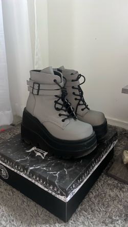 Rave platform boots demonia