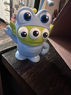 Pixar Alien Remix