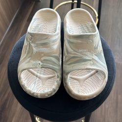 Crocs Slides