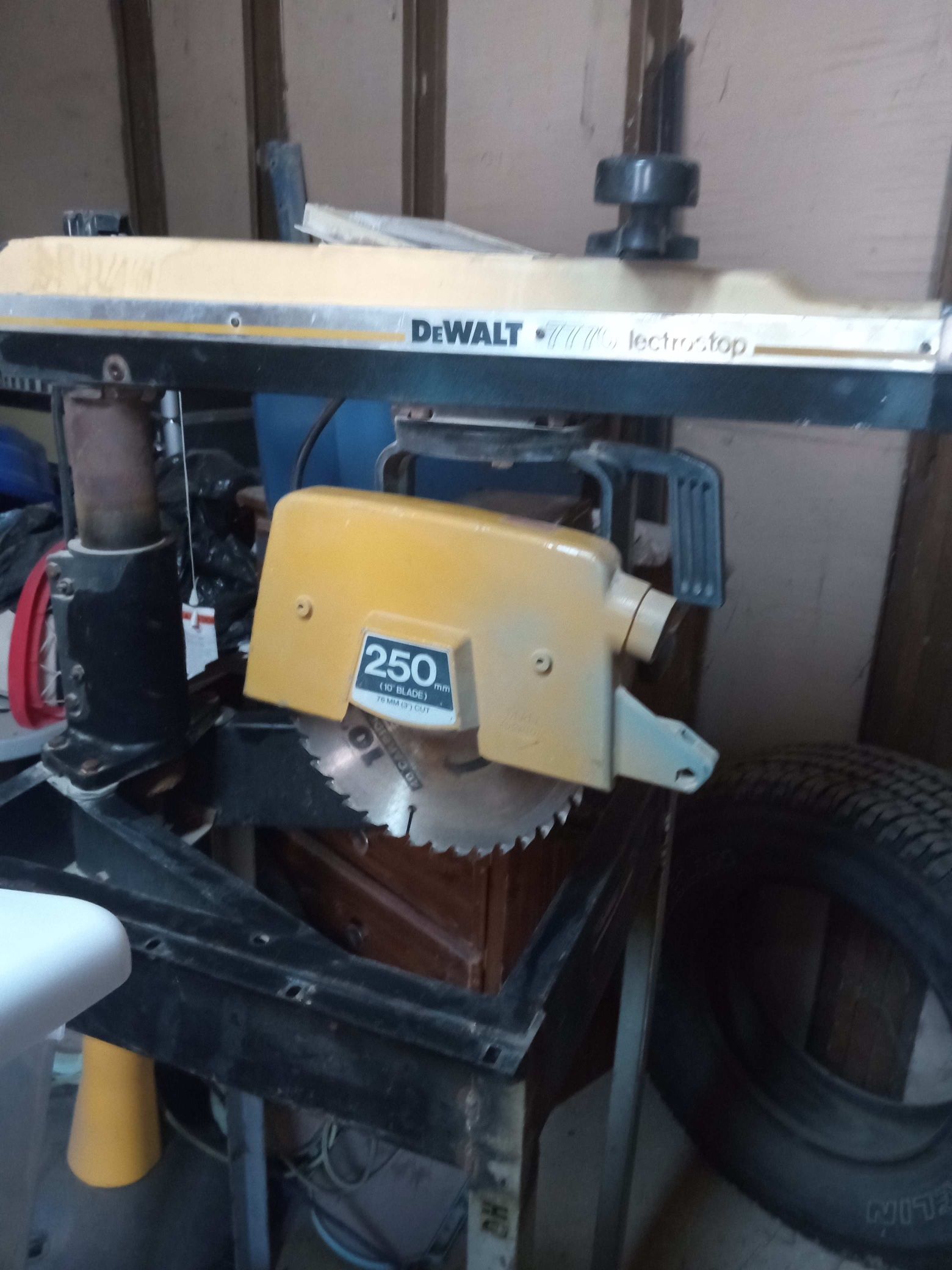 DeWalt Table Saw