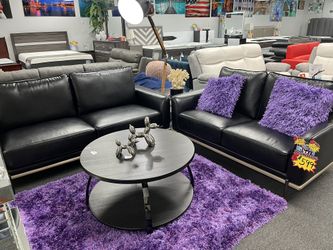 😱😱Last One !!  Sofa & Love Seat Pick It Up Today $499 😱😱