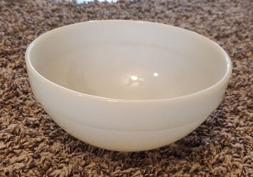 Milk White Fire King 7 Inch Serving Bowl, Excellent Condition