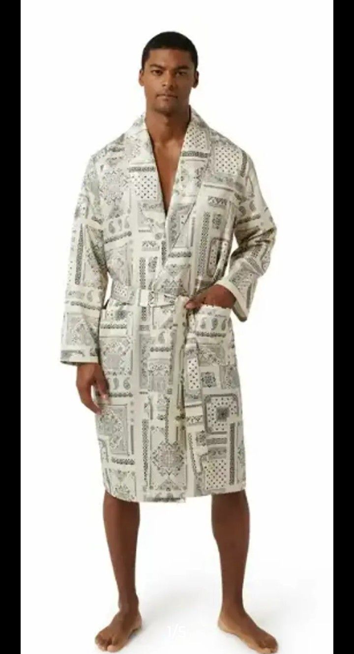 Dogg Supply by Snoop Dogg Mens Poly Satin Robe.... CHECK OUT MY PAGE FOR MORE ITEMS