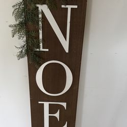 Noel wooden sign