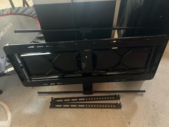 TV mount
