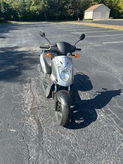 Kymco Moped Scooter