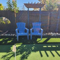 Lawn Chairs - Outdoor Loungers - Plastics Chairs - Blue Chairs - Pretty Chairs - Lowe's Chairs - BBQ Chairs - 