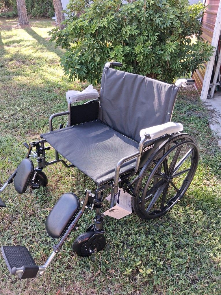 Brand New Sentraec EC 26' Wide Seat