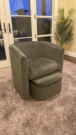 Chair w/ STORAGE ottoman