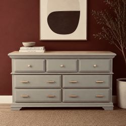 Gorgeous Bassett Solid Wood Dresser