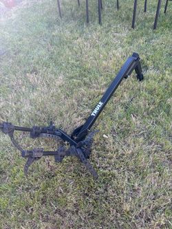Thule 934XTR Hitching Post Pro 4-Bike Hitch Rack