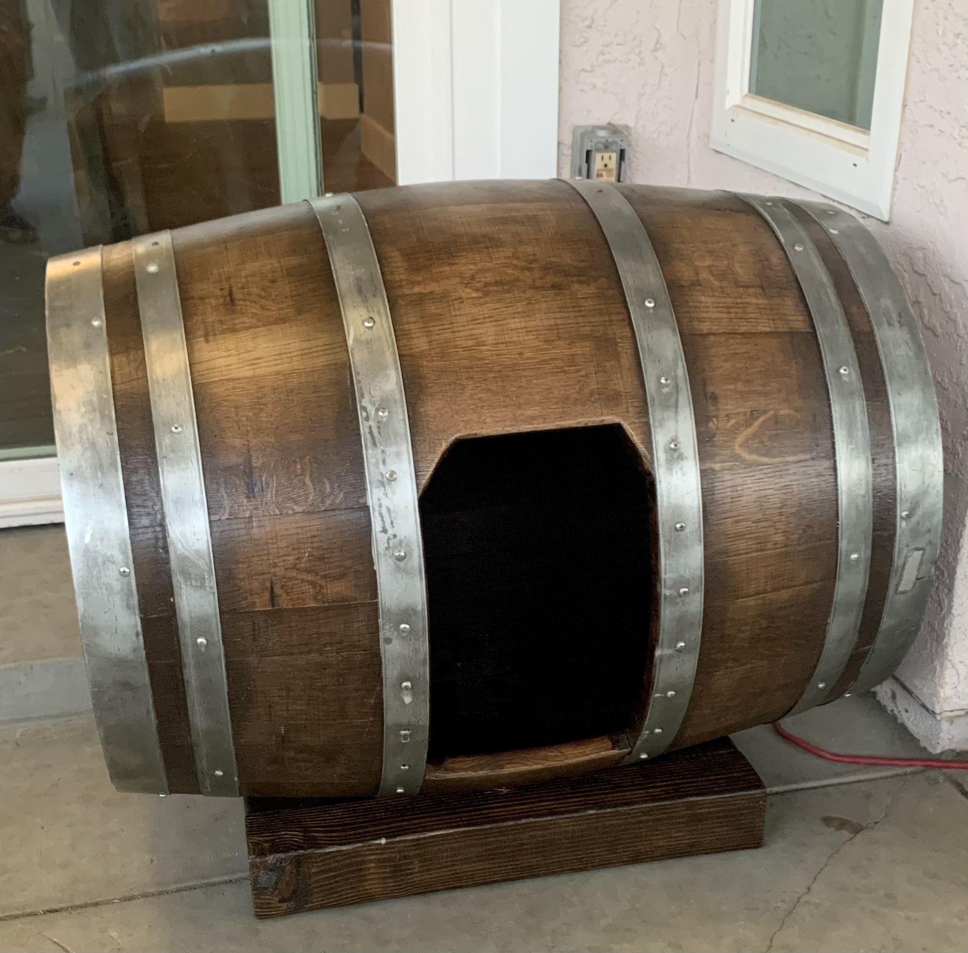 Wine barrel dog house