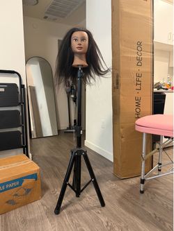 Hair mannequin Head + Heavy duty stand