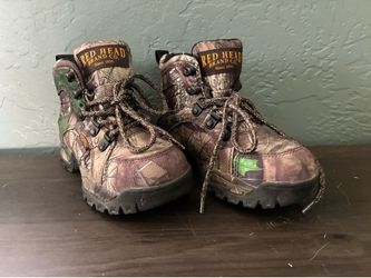 RED HEAD Brand Co. “YOUTH” Camo Camouflage Hiking Boots. Size 13. Pre Owned.