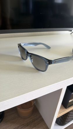 New New Wayfarer Raybans