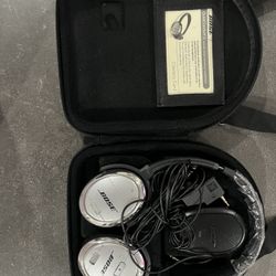 BOSE headphones 